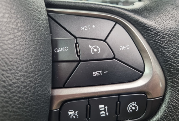 JEEP RENEGADE LIMITED 1.0 GSE 120 cv * Cuir * Toit ouvrant * Carplay * Caméra * Keyless 