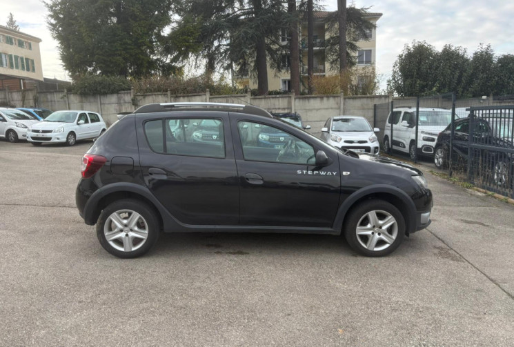 DACIA SANDERO STEPWAY / 90 CH