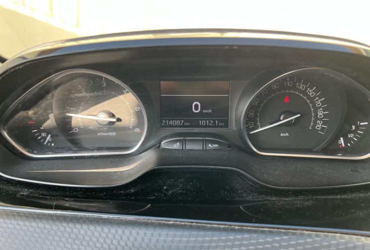 PEUGEOT 208 ll 1.6 Blue HDi 100 CV