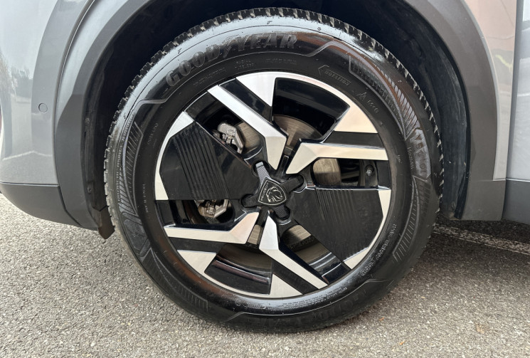 Peugeot 2008 E-2008 GT Grip control