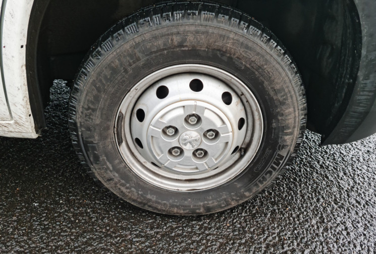 PEUGEOT BOXER 330 L2H2 2.2 HDI 140 CH PRIX TTC
