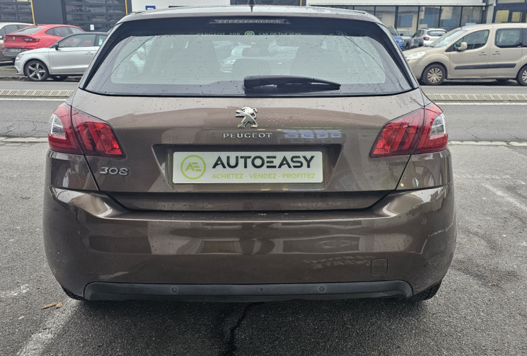 Peugeot 308 ALLURE  1.6 HDi FAP 92 cv DISTRIBUTION NEUVE 