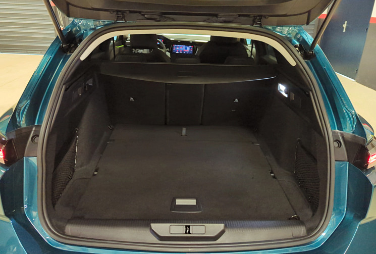 Peugeot 308 SW 1.2 PureTech 130 - BVA EAT8 Allure PREMIERE MAIN