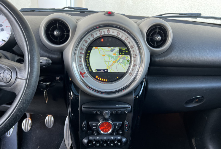MINI COUNTRYMAN Cooper SD 2.0 D ALL4 143 CH