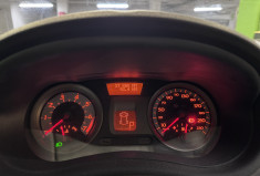RENAULT CLIO III 1.6 i 111 CH BOITE AUTO 5 PORTES