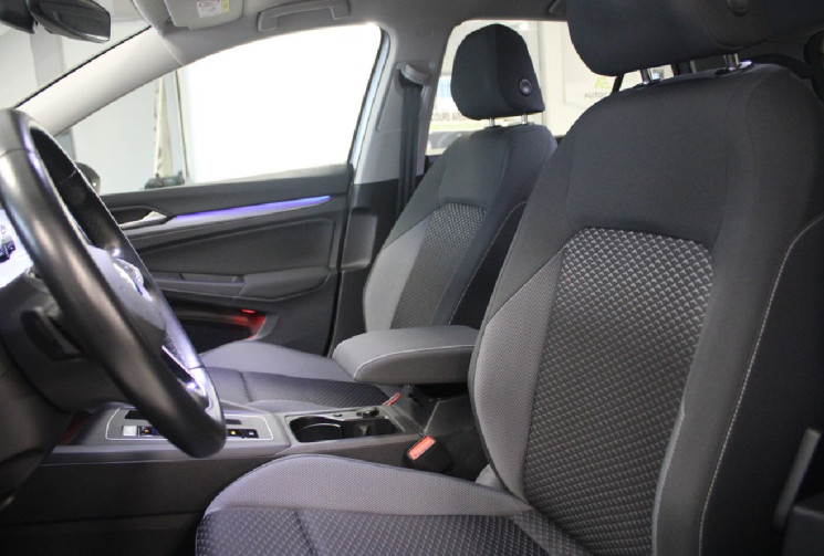 VOLKSWAGEN GOLF 8 VIII ACTIVE 110 HYBRIDE 