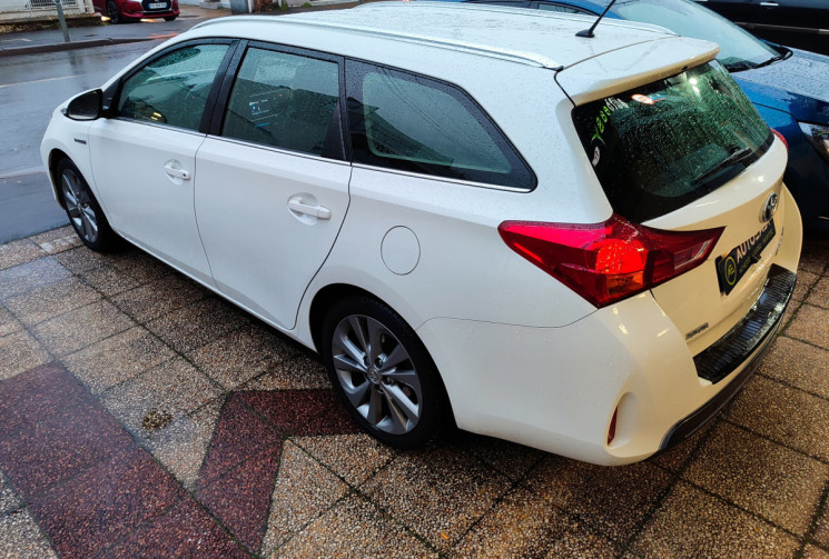 Toyota AURIS 1.8 Hybrid 136 Cv LIFE 