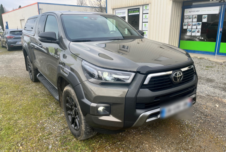 TOYOTA HILUX 2.8 D-4D X-Tra Cabine Invincible 4WD 45592HT
