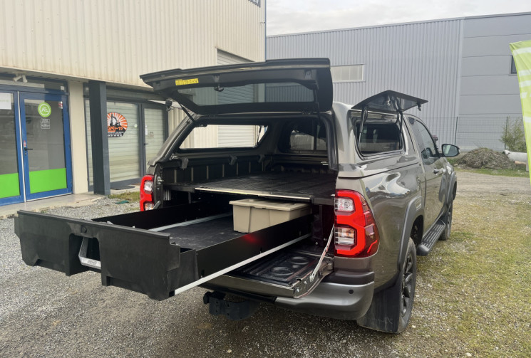 TOYOTA HILUX 2.8 D-4D X-Tra Cabine Invincible 4WD 45592HT