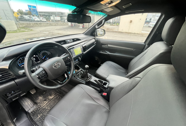 TOYOTA HILUX 2.8 D-4D X-Tra Cabine Invincible 4WD 45592HT
