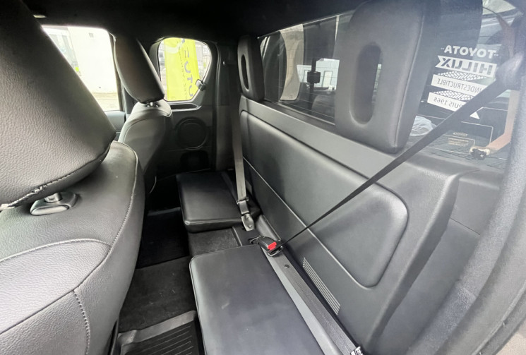 TOYOTA HILUX 2.8 D-4D X-Tra Cabine Invincible 4WD 45592HT