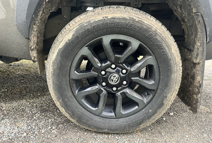 TOYOTA HILUX 2.8 D-4D X-Tra Cabine Invincible 4WD 45592HT