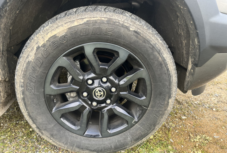 TOYOTA HILUX 2.8 D-4D X-Tra Cabine Invincible 4WD 45592HT