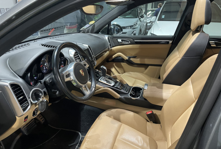 Porsche CAYENNE 3.0 TDI V6 245 ch Platinum Edition