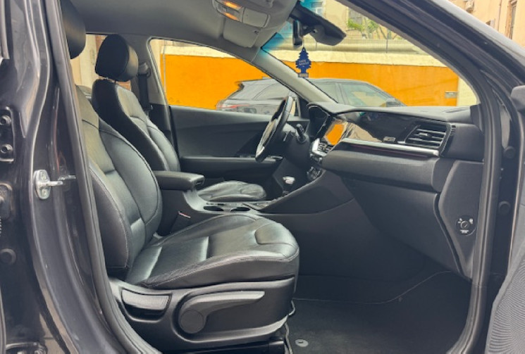 KIA NIRO lounge 1.6 141 cv hybride essence origine France 2em main / carplay / cuir / tel / gps 