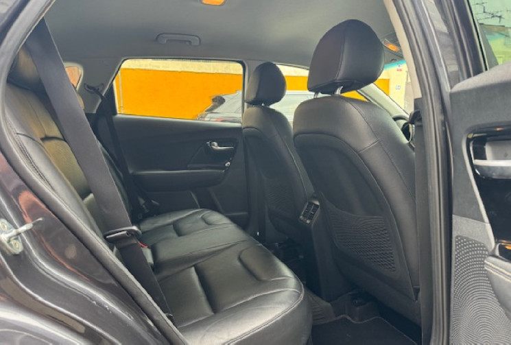 KIA NIRO lounge 1.6 141 cv hybride essence origine France 2em main / carplay / cuir / tel / gps 