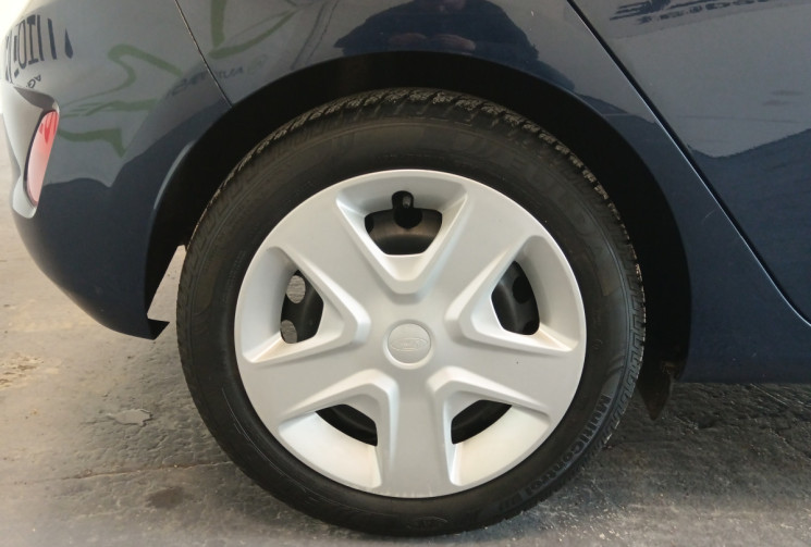 FORD FIESTA VII 85 cv 1.5 TDCI FINITION TREND ENTRETIEN A JOUR ET SUIVI 