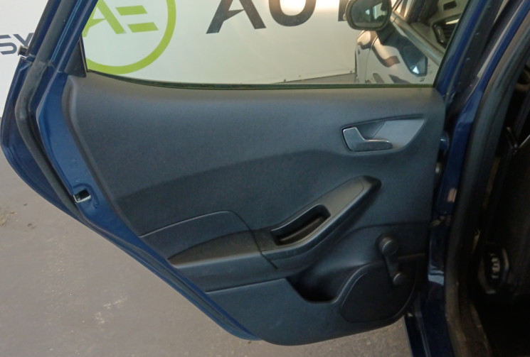 FORD FIESTA VII 85 cv 1.5 TDCI FINITION TREND ENTRETIEN A JOUR ET SUIVI 