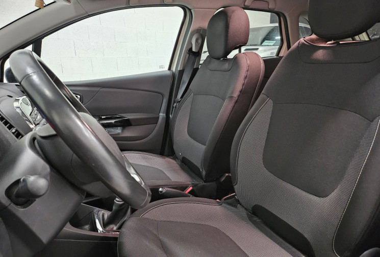 Renault CAPTUR 1.2 tce 120 cv intens / 1° main / suivi renault