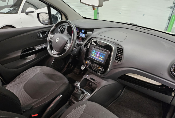 Renault CAPTUR 1.2 tce 120 cv intens / 1° main / suivi renault