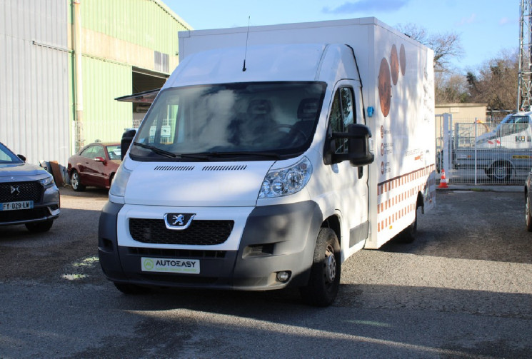 Peugeot BOXER 2.2 hDI  130  FOOD TRUCK   TARIF HT ! EQUIPE !!!!