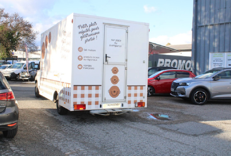 Peugeot BOXER 2.2 hDI  130  FOOD TRUCK   TARIF HT ! EQUIPE !!!!