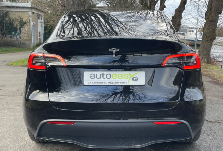 TESLA MODEL Y STANDARD PROPULSION 300 CH //  1ERE MAIN GARANTIE JUSQU'EN 2032 OU 160 000 KM