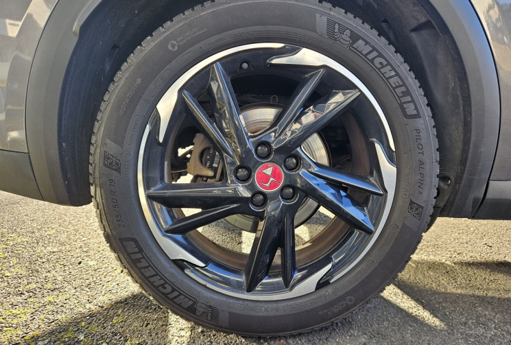 DS DS 7 CROSSBACK 1.5 BLUE HDI 130 EAT8 PERFORMANCE LINE