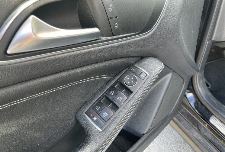 Mercedes GLA 170 cv 220 CDi 7G-DCT SENSATION * Caméra * Sièges Chauffants