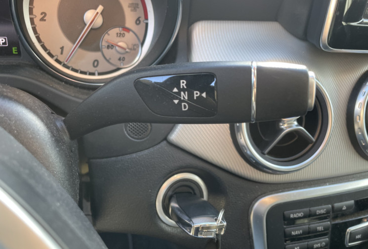 Mercedes GLA 170 cv 220 CDi 7G-DCT SENSATION * Caméra * Sièges Chauffants