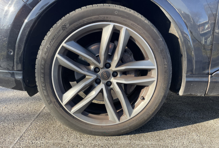 Audi Q7 S-LINE 3.0 TDI V6 272 cv Quattro Tiptronic8 7 places * Full Option