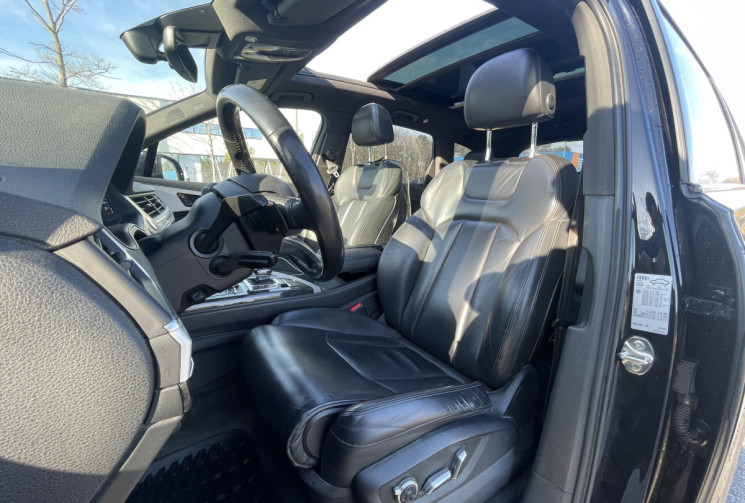 Audi Q7 S-LINE 3.0 TDI V6 272 cv Quattro Tiptronic8 7 places * Full Option
