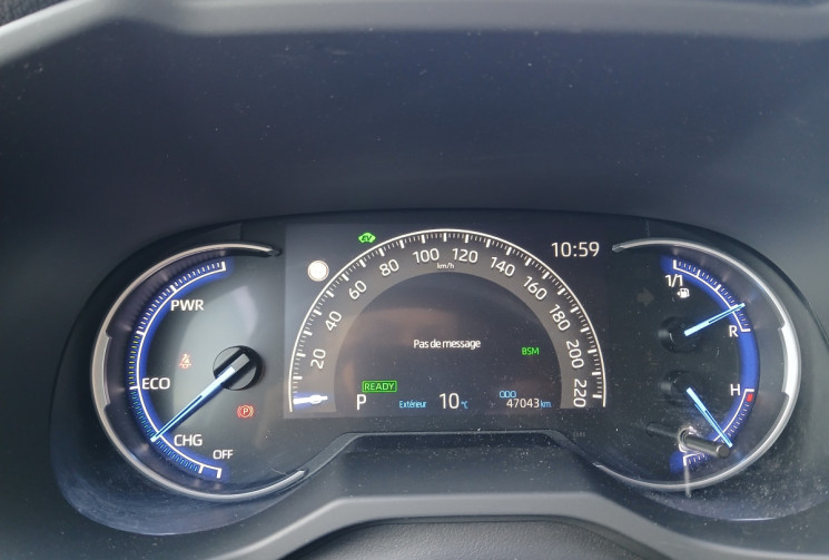 TOYOTA RAV4 2.5 Hybrid AWD 222 LOUNGE 