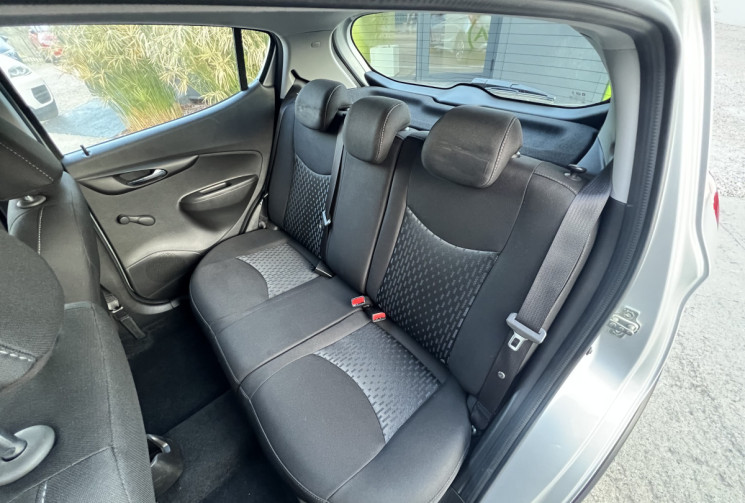 Opel Karl 1.0 73 Rocks / Seulement 6800 km / Climatisation / Carplay / Moteur à Chaine