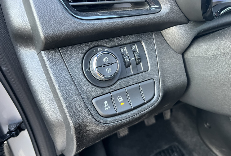 Opel Karl 1.0 73 Rocks / Seulement 6800 km / Climatisation / Carplay / Moteur à Chaine