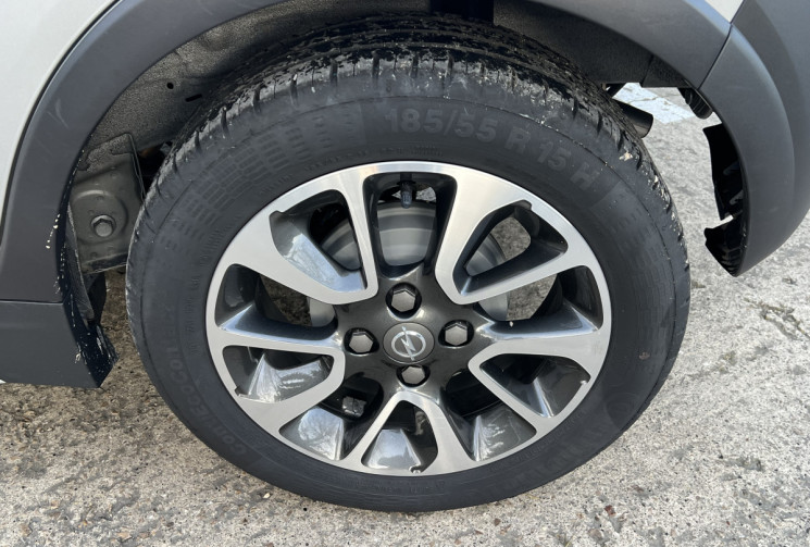 Opel Karl 1.0 73 Rocks / Seulement 6800 km / Climatisation / Carplay / Moteur à Chaine