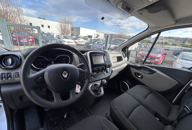Renault TRAFIC 1.6 dCi 120 ch L2H1 CONFORT / 11653HT / 13990TTC