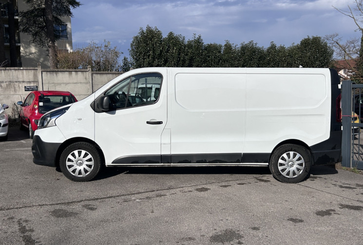 Renault TRAFIC 1.6 dCi 120 ch L2H1 CONFORT / 11653HT / 13990TTC