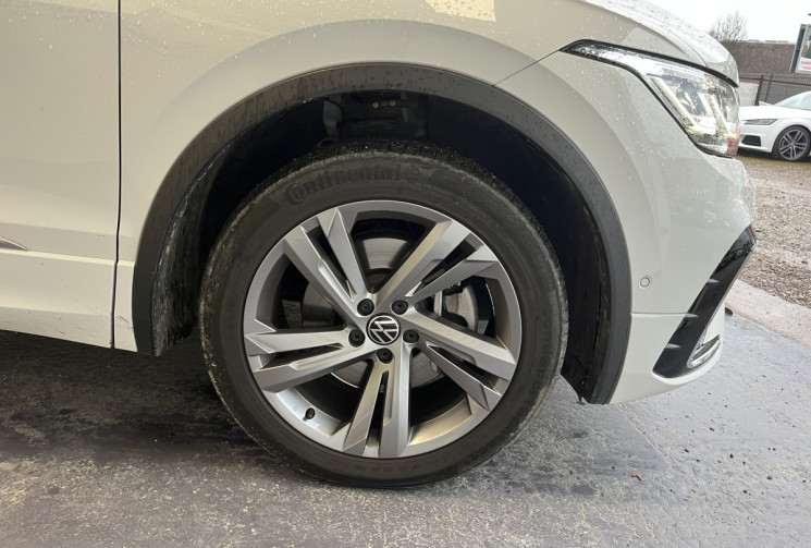 Volkswagen Tiguan II 2.0 TDi 200cv 4Motion DSG7 R LINE / Carplay 