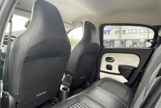 Renault Twingo INTENS 95 cv 0.9 TCe EDC6 S&S * Carplay * Caméra * Boite Auto