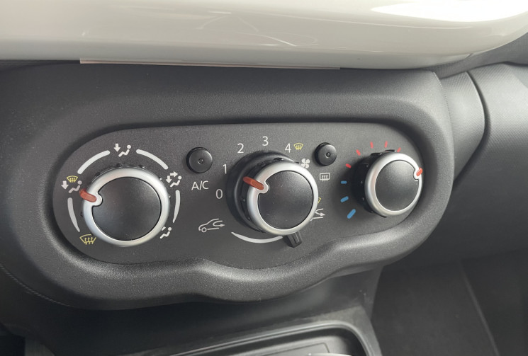 Renault Twingo INTENS 95 cv 0.9 TCe EDC6 S&S * Carplay * Caméra * Boite Auto