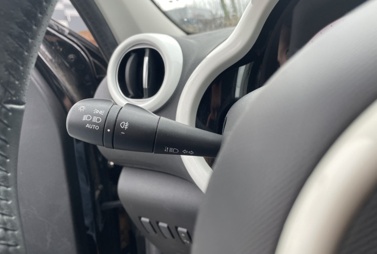 Renault Twingo INTENS 95 cv 0.9 TCe EDC6 S&S * Carplay * Caméra * Boite Auto