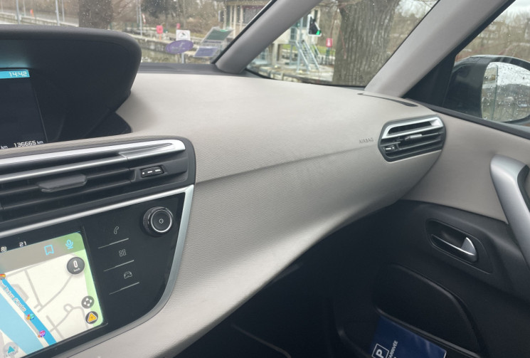 Citroën C4 SpaceTourer 1.2 THP S&S RIP CURL 130 COURROIE DE DISTRIBUTION OK // 7 PLACES