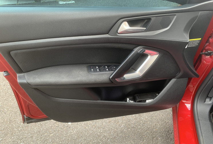 Peugeot 308 SW 1.5 BlueHDi 130 cv ALLURE