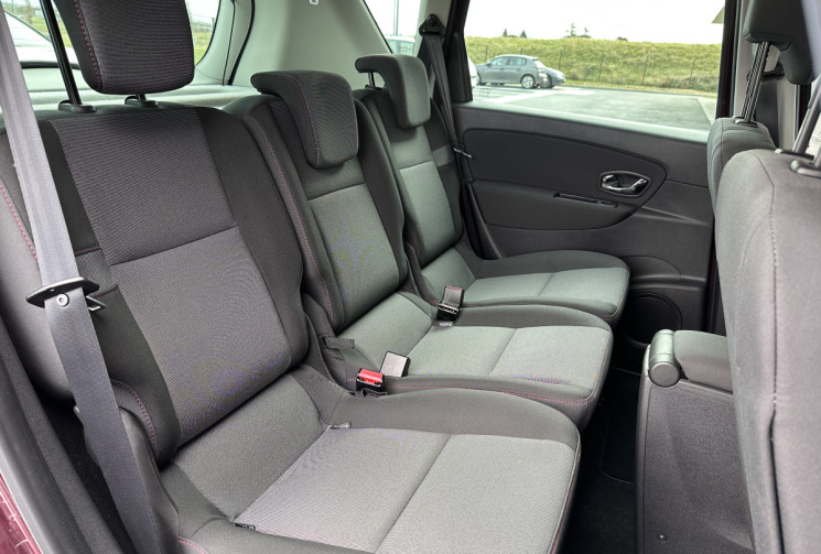 RENAULT SCENIC III Phase 2 1.2 TCe 115 cv Energy ZEN - 1ère main - Suivi Renault
