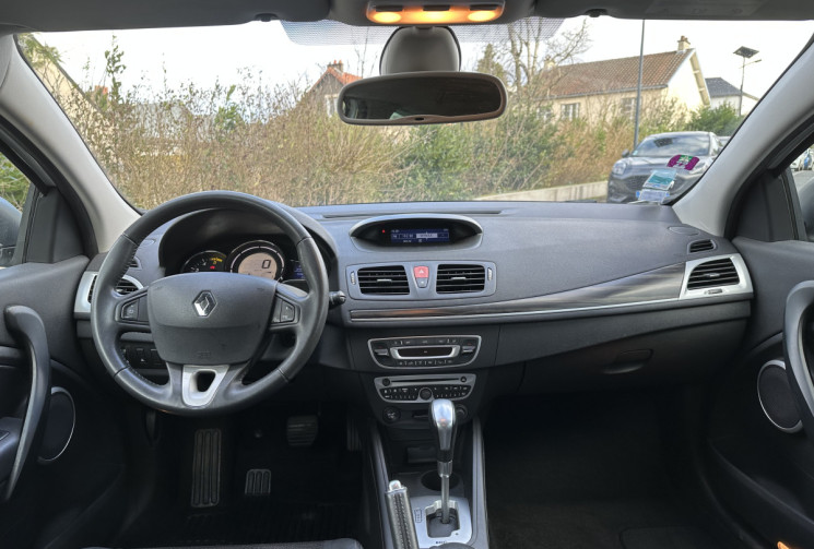 Renault Megane III (D95) 1.5 dCi 110ch FAP Dynamique EDC eco² Euro5