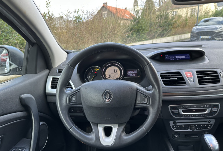 Renault Megane III (D95) 1.5 dCi 110ch FAP Dynamique EDC eco² Euro5