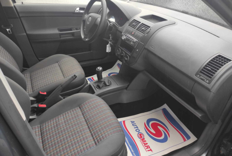 VOLKSWAGEN POLO 9N 1.4 TDI 80 CH BLUEMOTION 5 PORTES CLIM 1ERE MAIN
