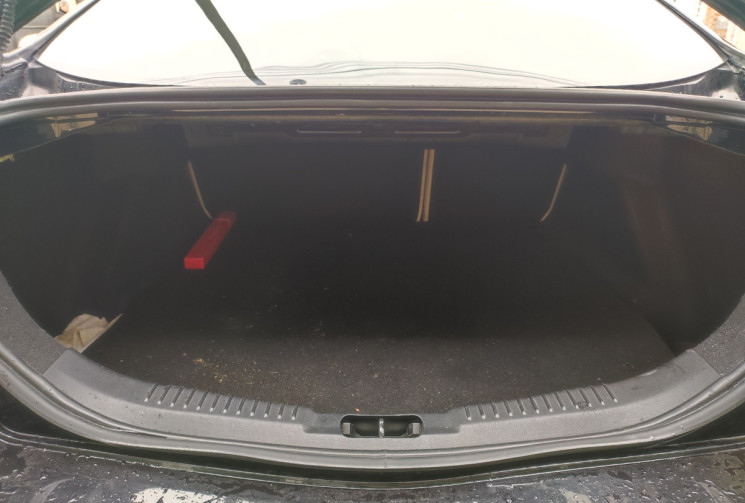 Ford MONDEO 2.0 TDCI GHIA X / 1er Main 