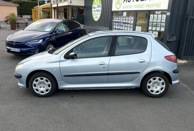 Peugeot 206 1.4 i 16V 90cv